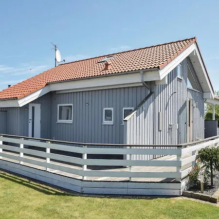 Casa vacanze Three-bedroom Holiday In Juelsminde