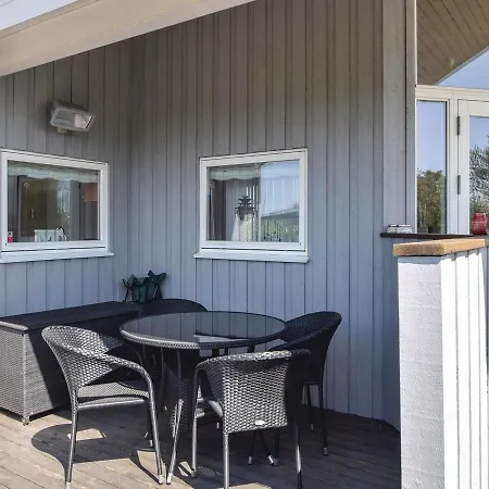 Casa vacanze Three-bedroom Holiday In Juelsminde *